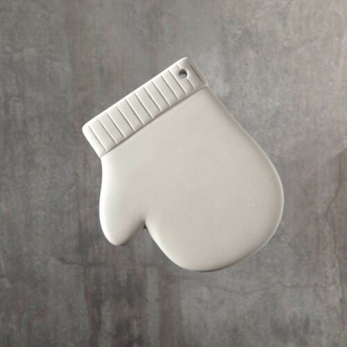 BQ SM MITTEN ORNAMENT