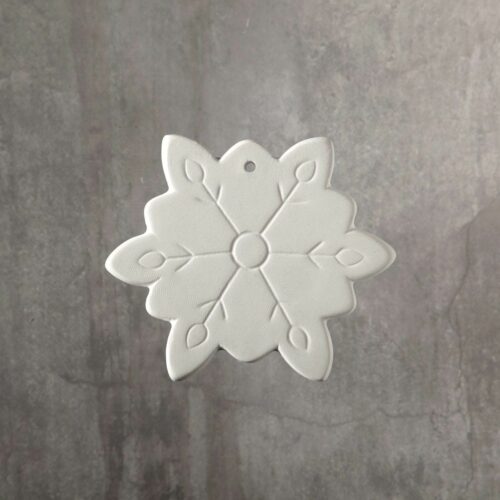 BQ SM SNOWFLAKE ORNAMENT